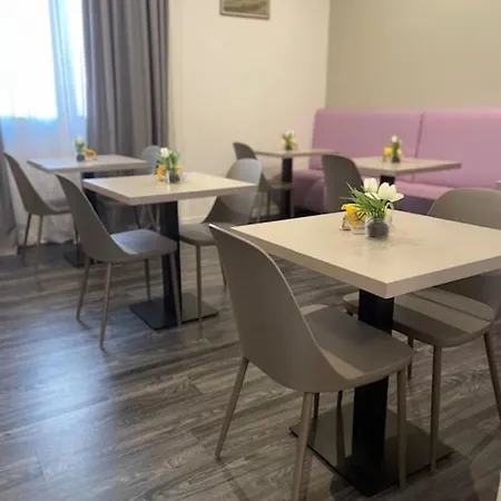 Delle Camelie Hotel