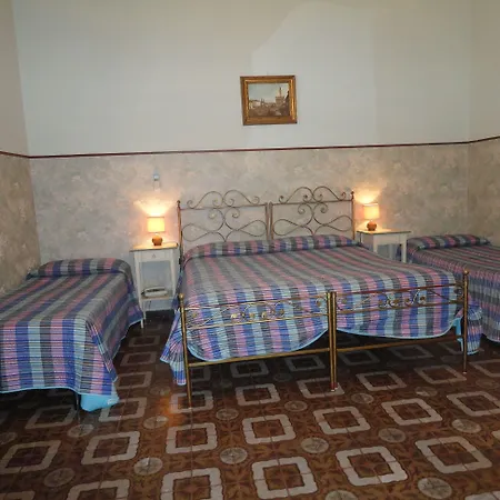 Hotel Delle Camelie Florence