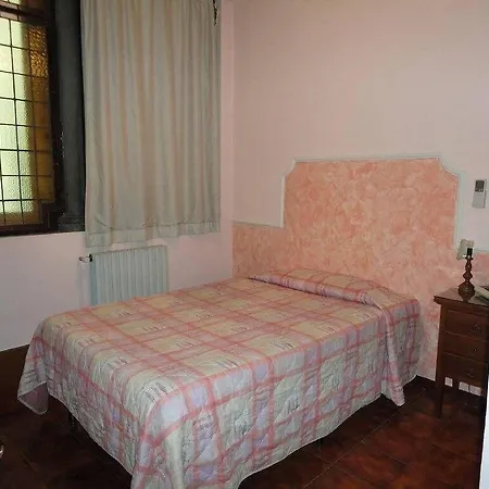 Delle Camelie Florence