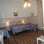 Hotel Delle Camelie Firenze
