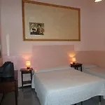 Delle Camelie Hotel 2*